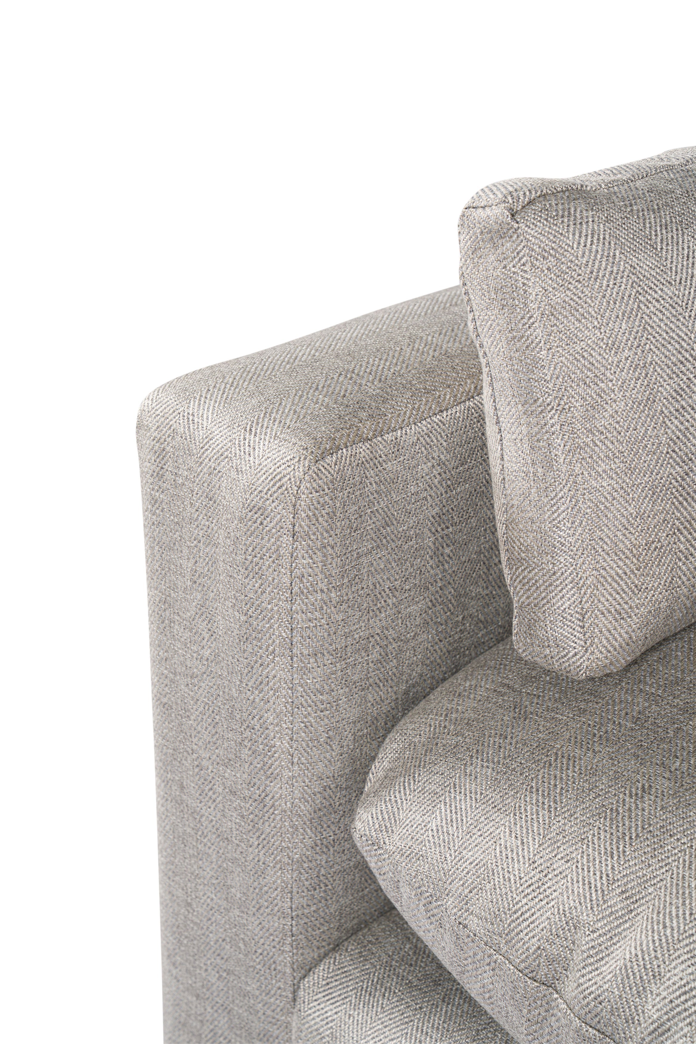 Mondean Loveseat