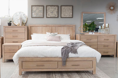 Yalinton Chest of Drawer