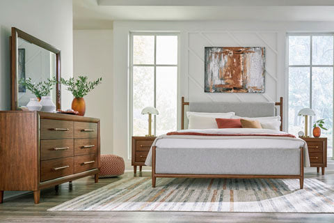 Lyncott Dresser