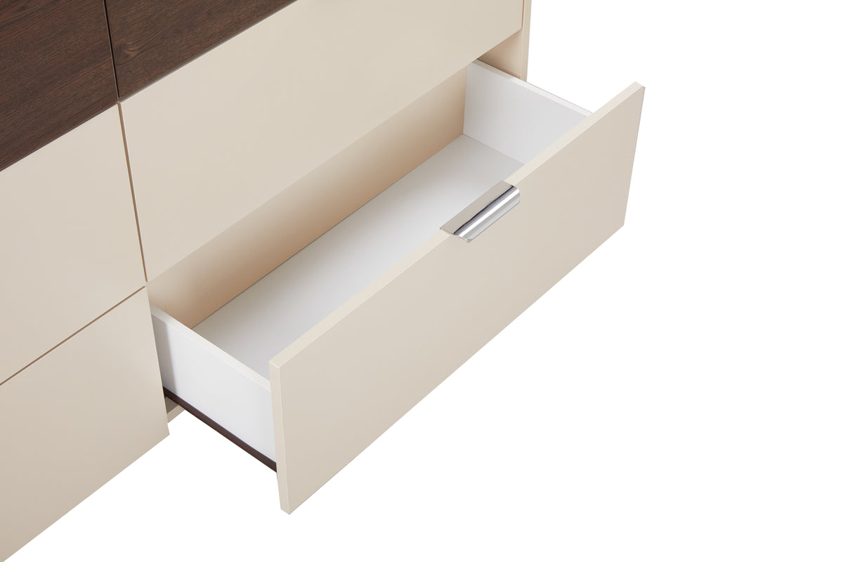 Myera Dresser