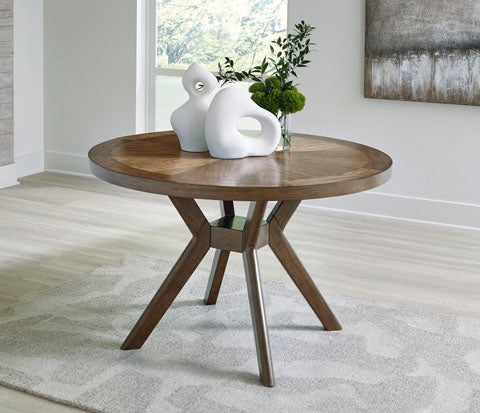 Roanhowe Dining set with 4 chair