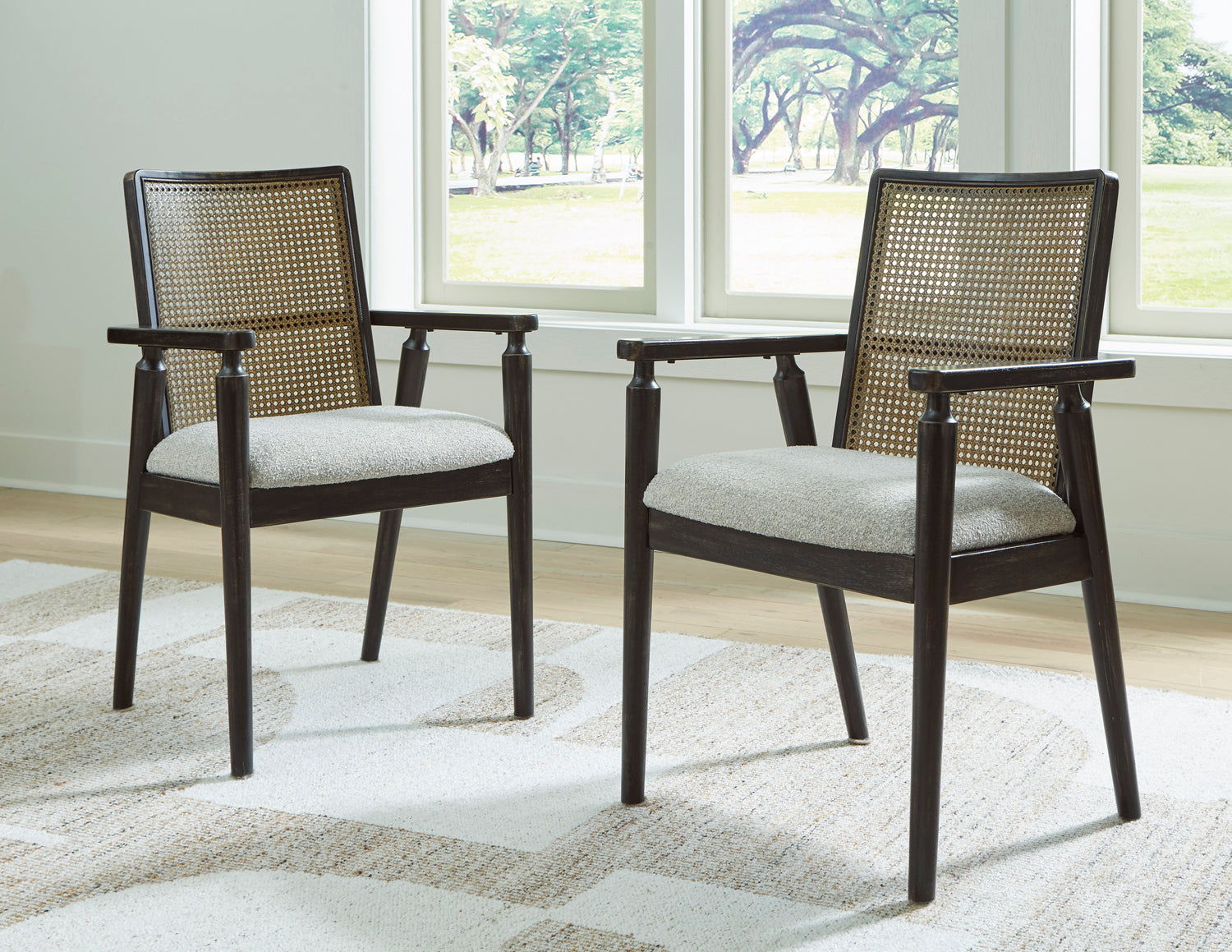 Galliden Dining UPH Arm Chair