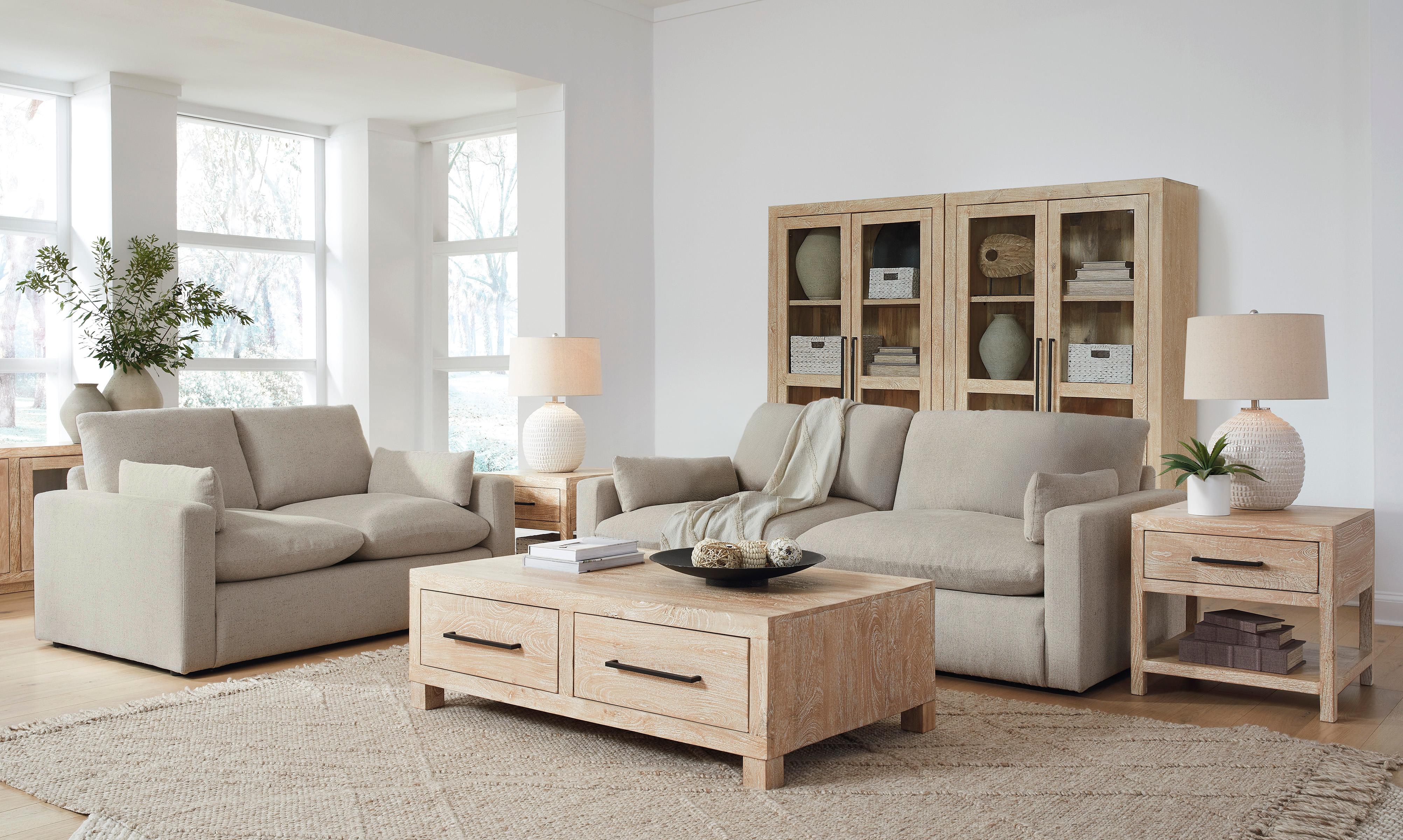 Mondean Loveseat