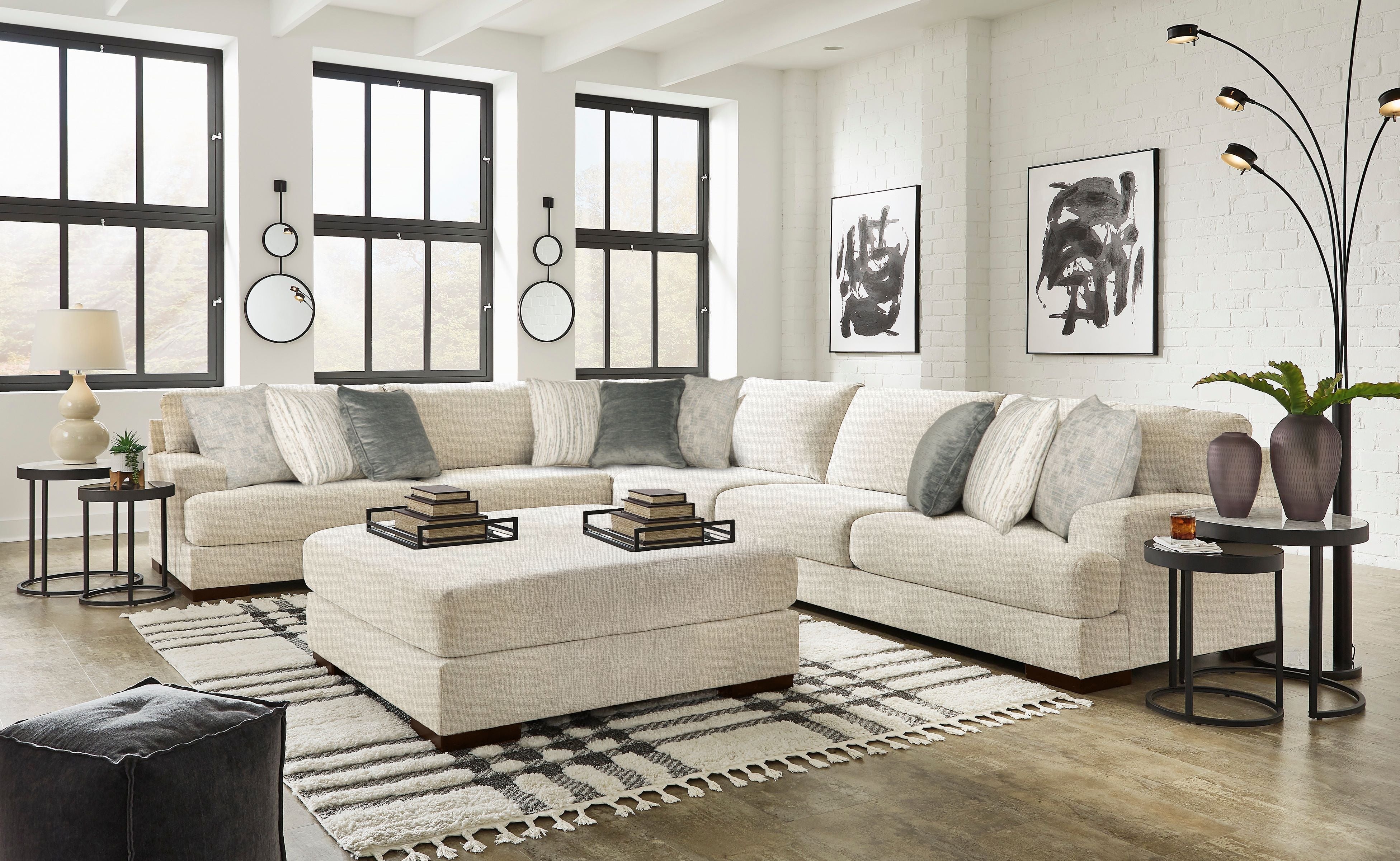 Ormira Sectional sofa set