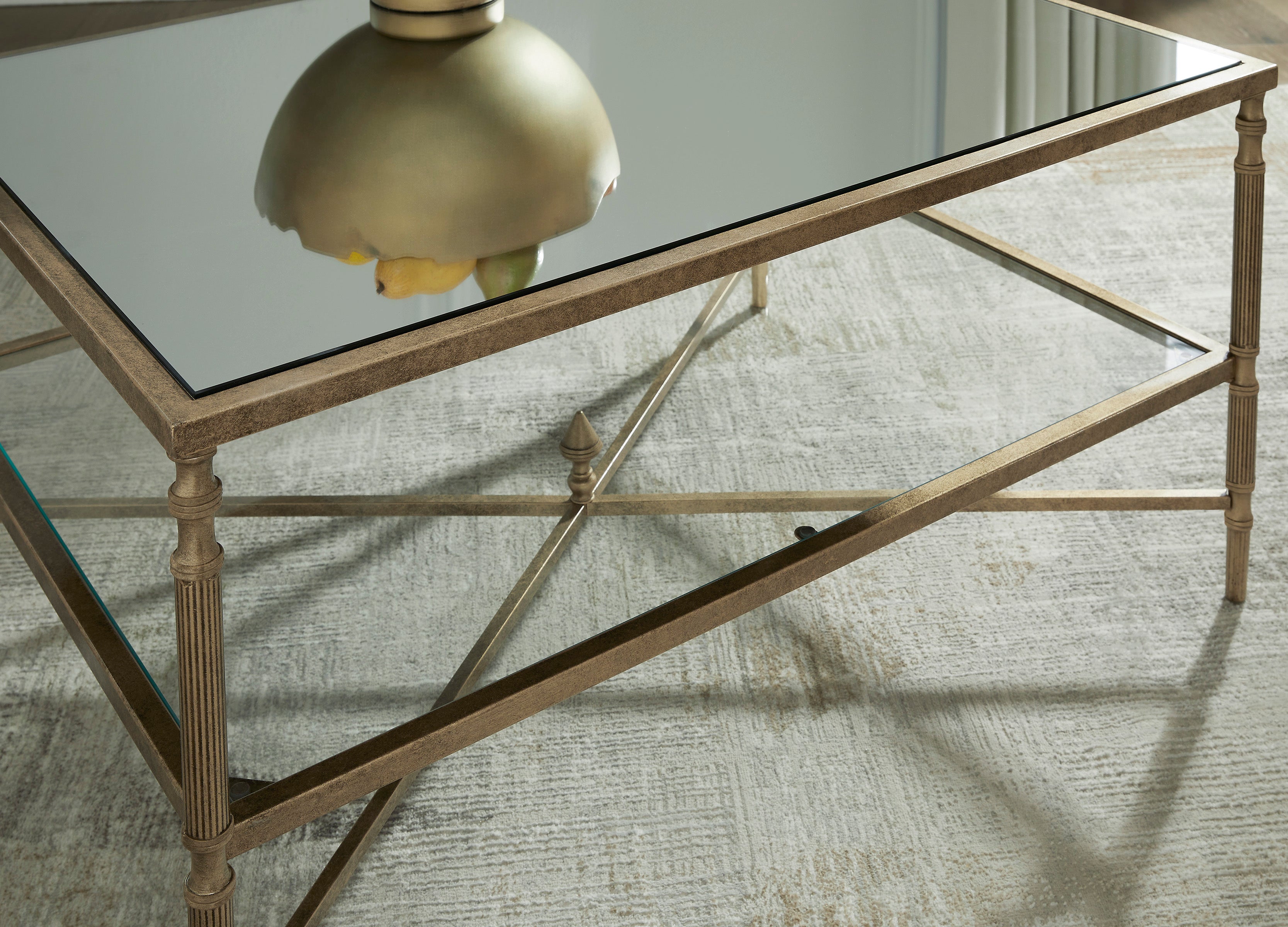 Cloverty Coffee Table Set