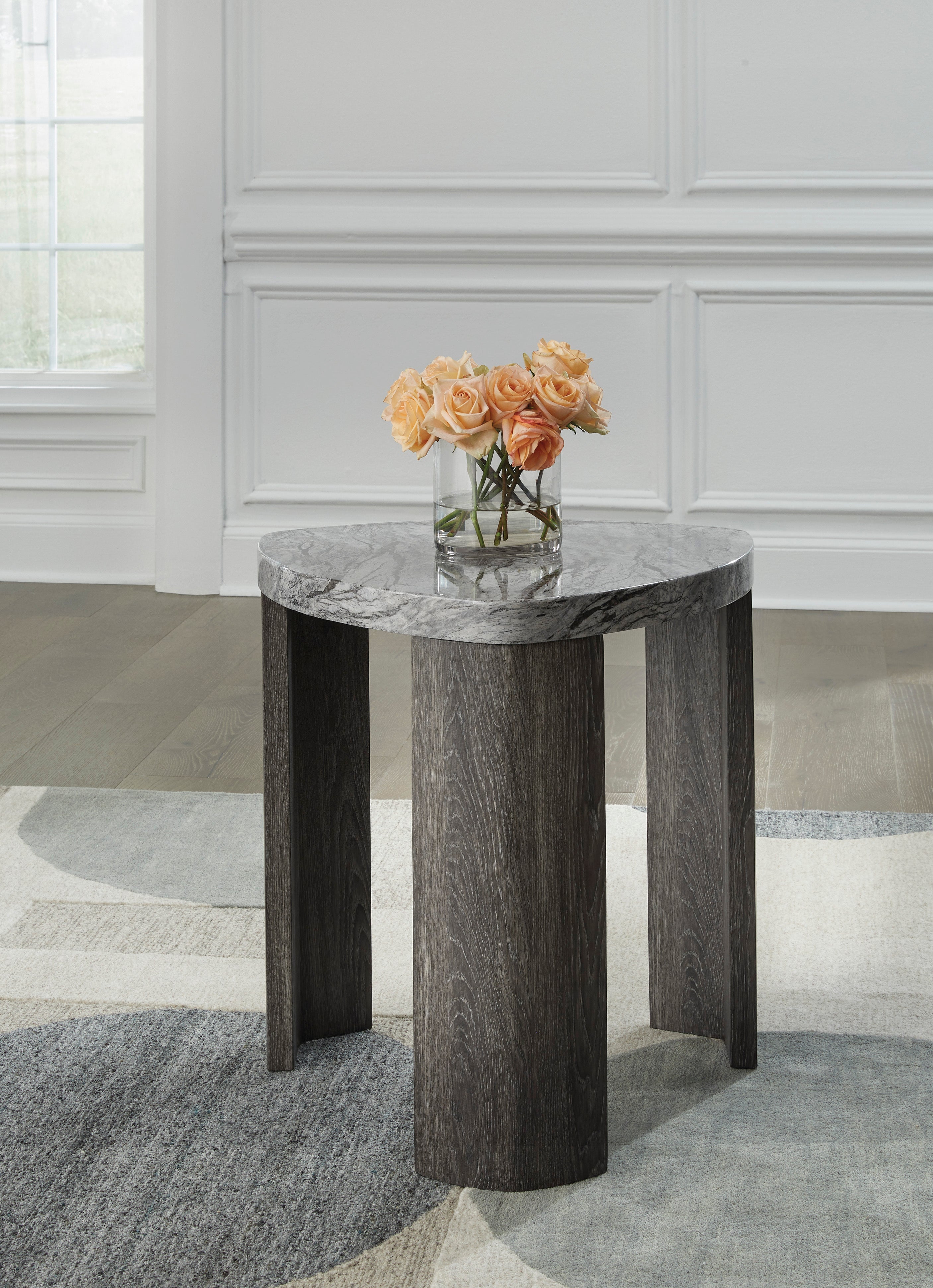 Surmour Coffee table set