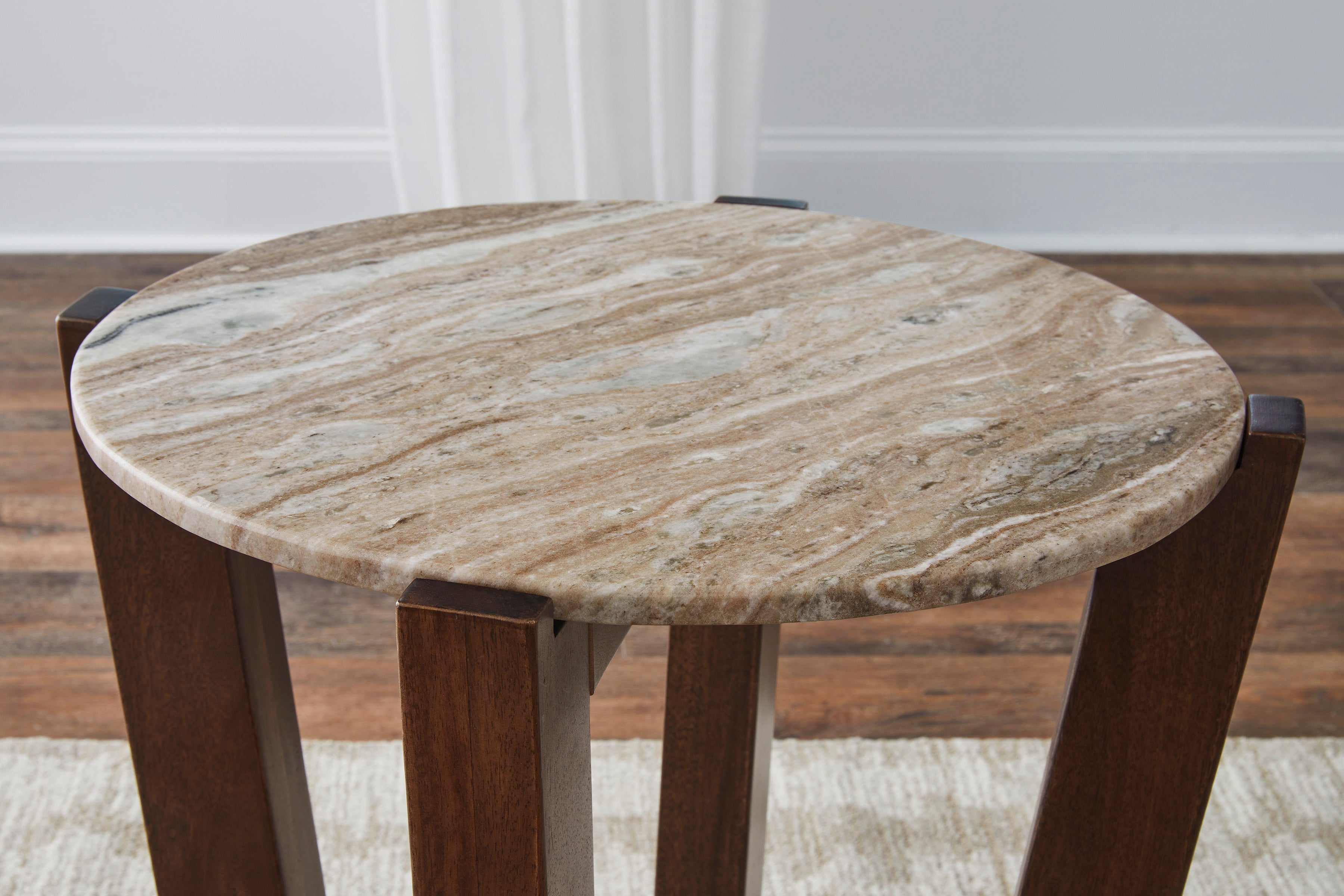 Tanidore Coffee Table Set