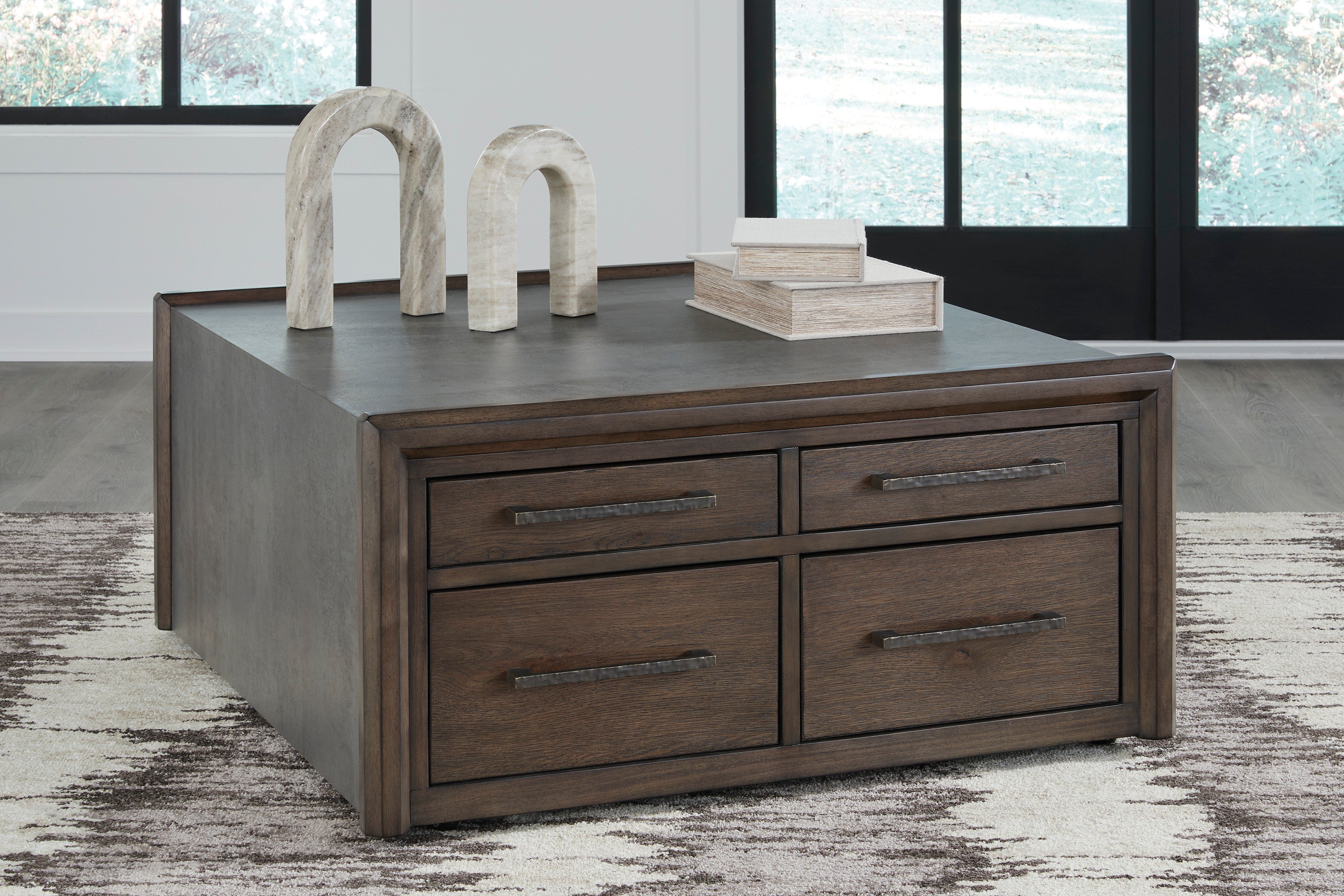 Kallenny Coffee table set