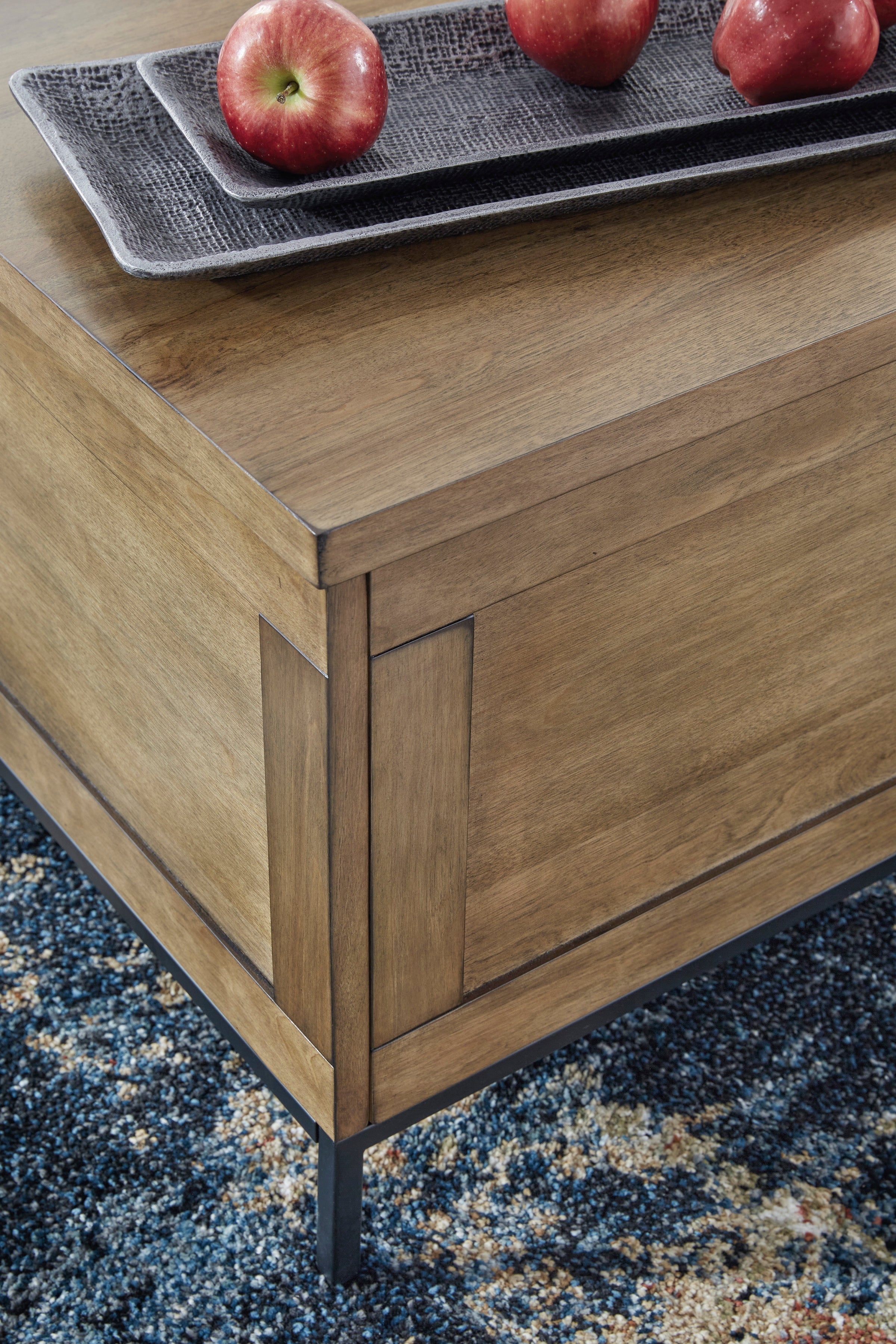 Trenmour Coffee Table Set (Coffee Table + 2 End Tables)