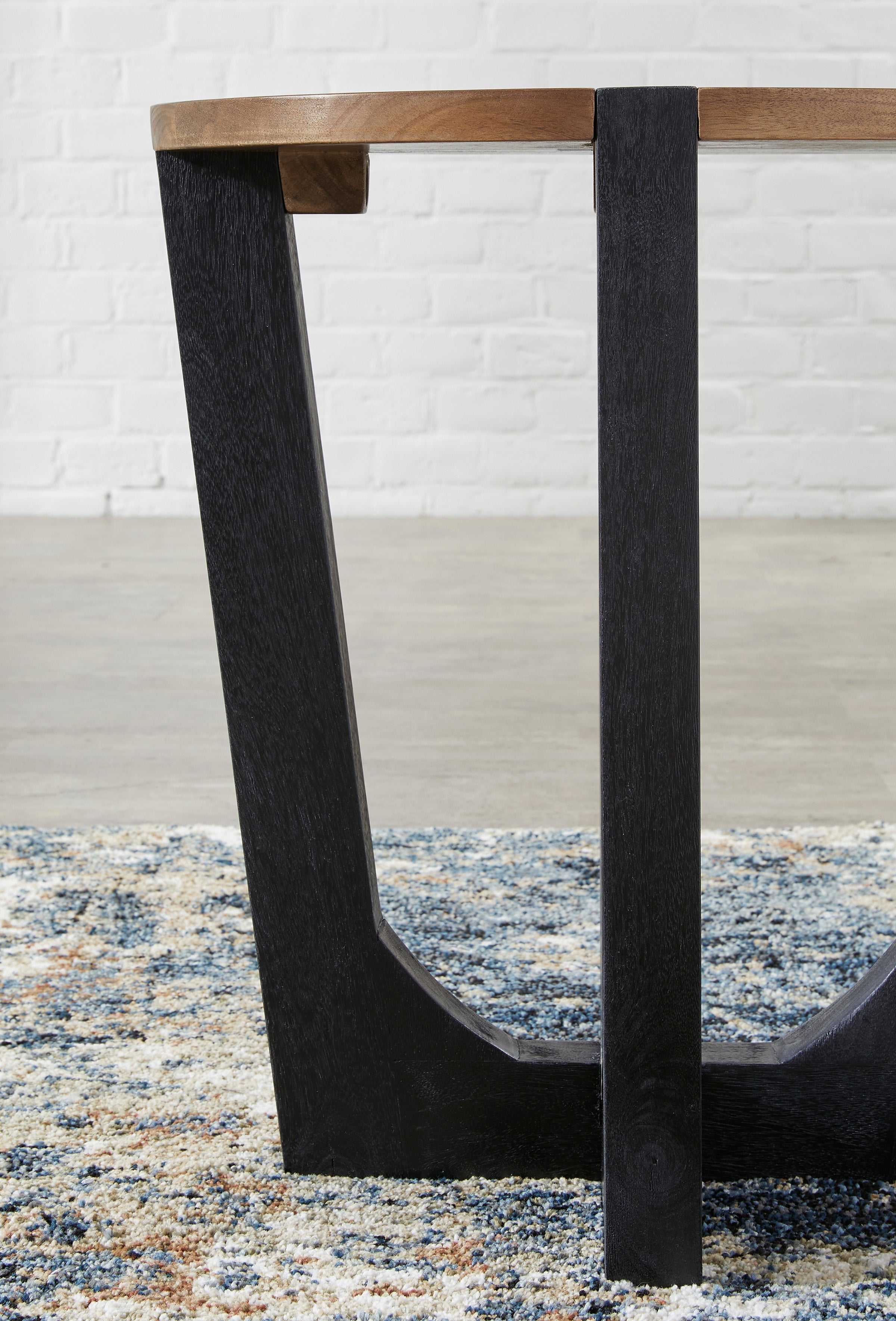 Hanneforth Coffee Table Set