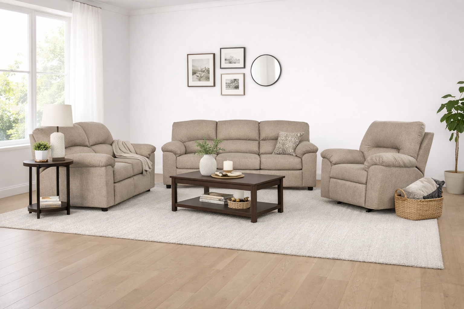Altessa Loveseat
