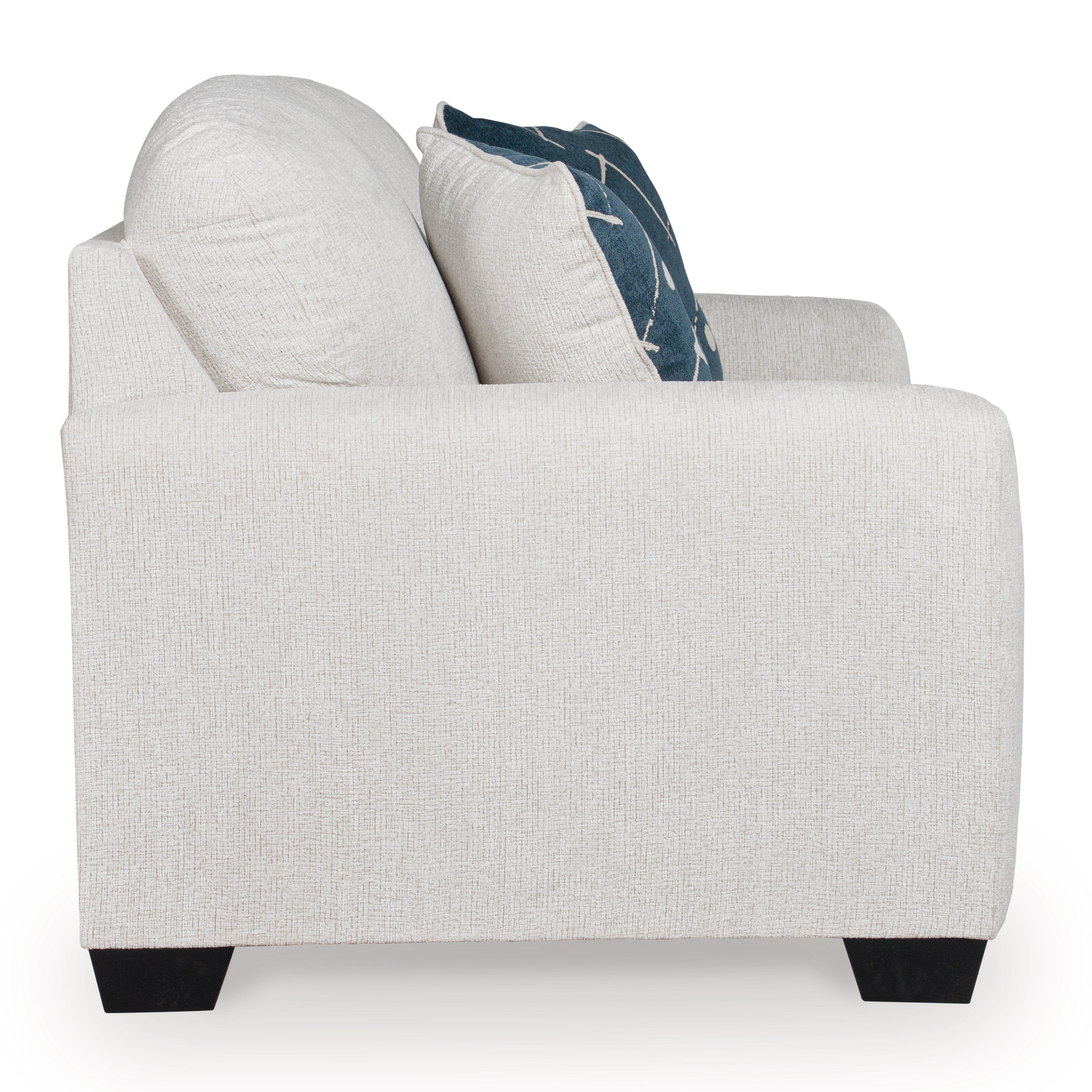 Grand Verona Loveseat