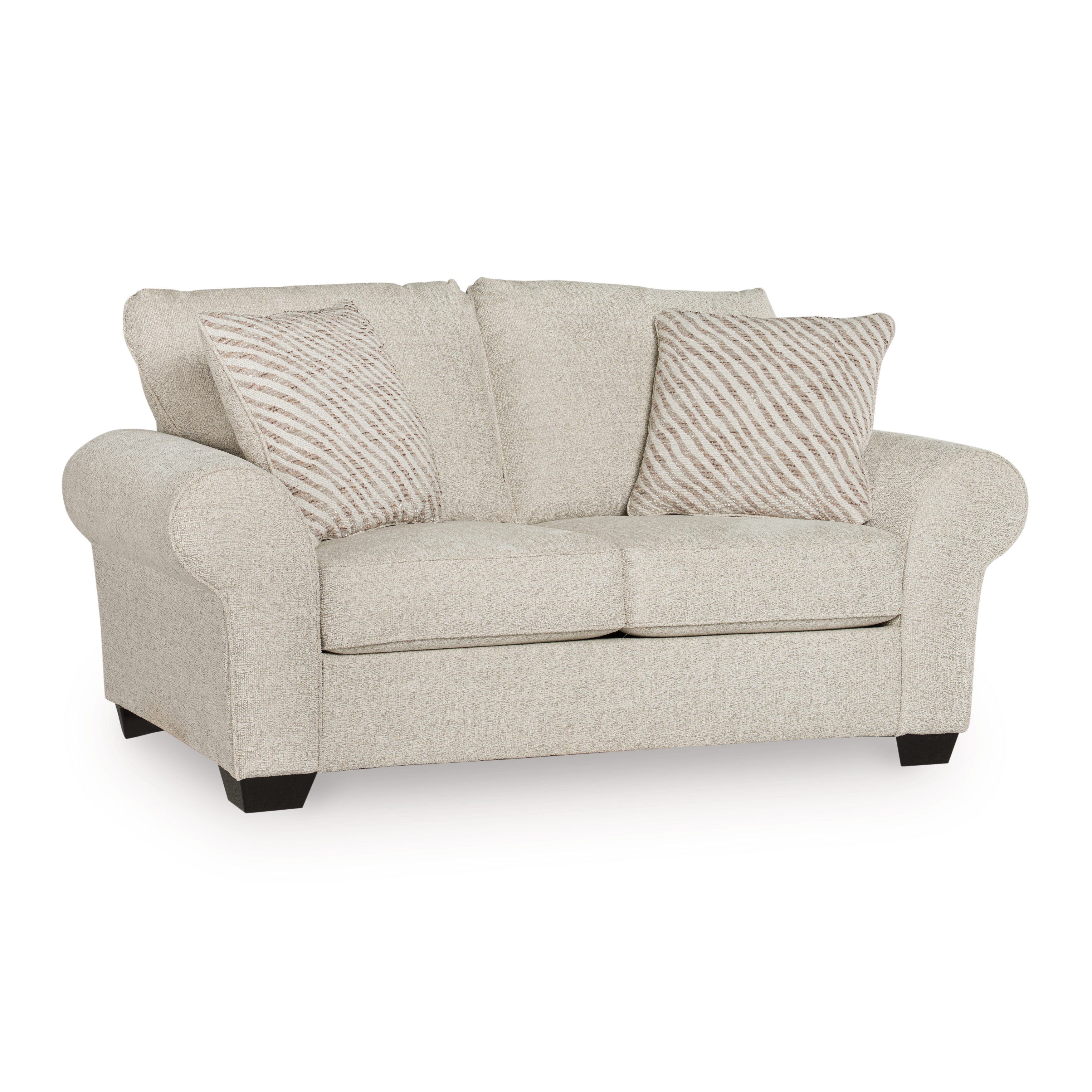 Nova Loveseat